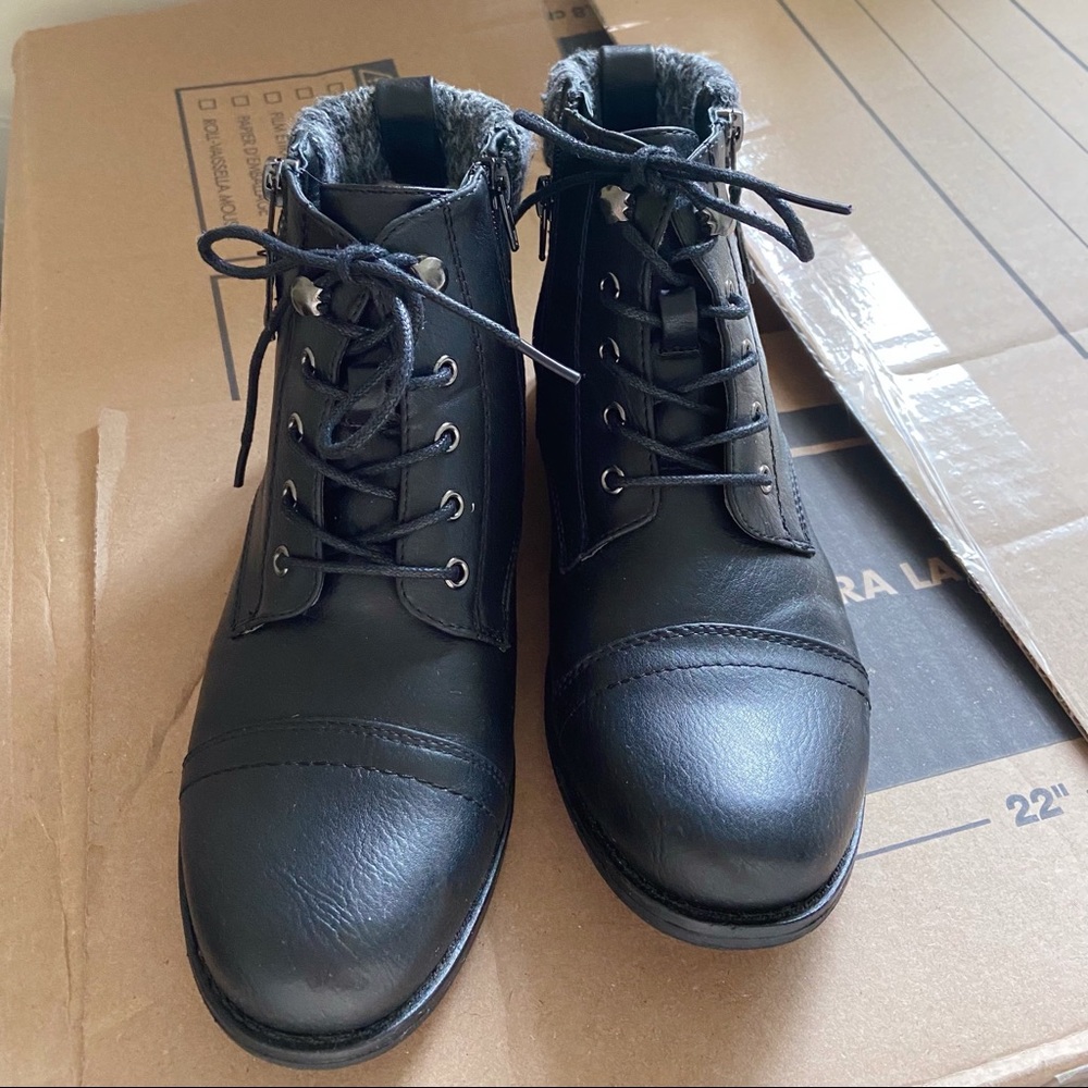 Call it spring boots US 7